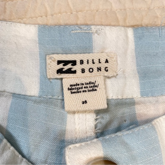 Billabong Women's Leave Rad Striped High Waisted Woven Short Size 26 Blue Beach - Picture 13 of 16